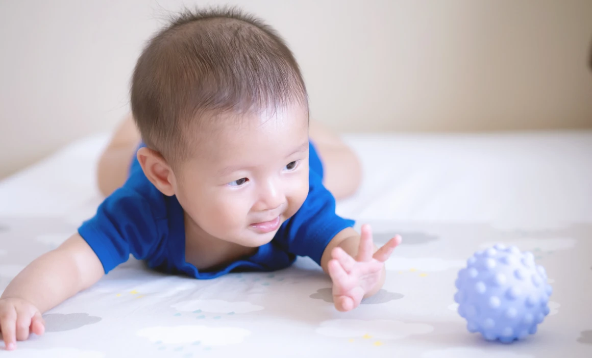 Best Toys for Newborns