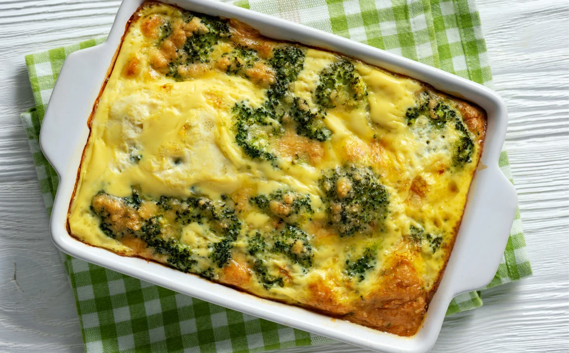 Cheesy Baked Broccoli and Egg Casserole