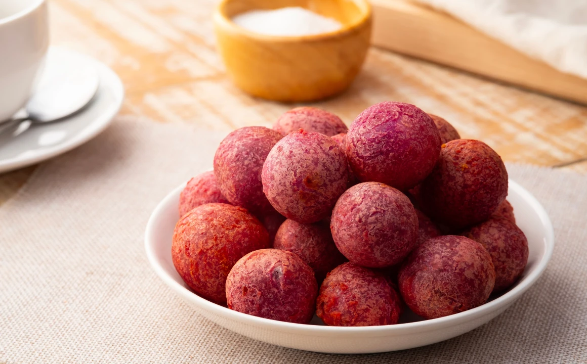 Deep-Fried Purple Sweet Potato Balls
