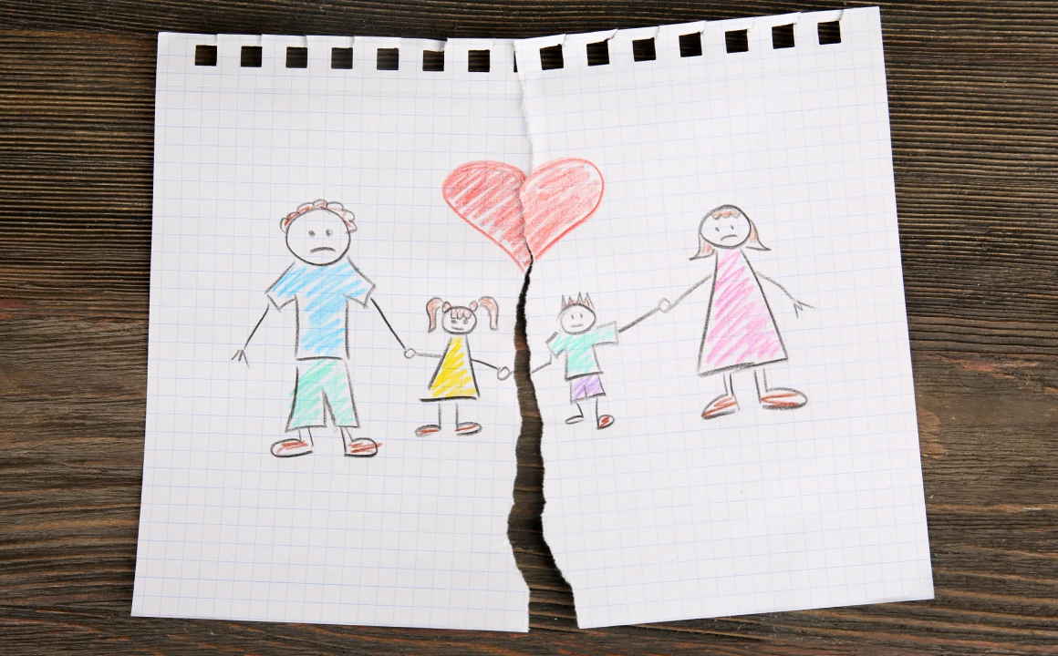 How Divorce Affects Children: A Parent's Guide by Age