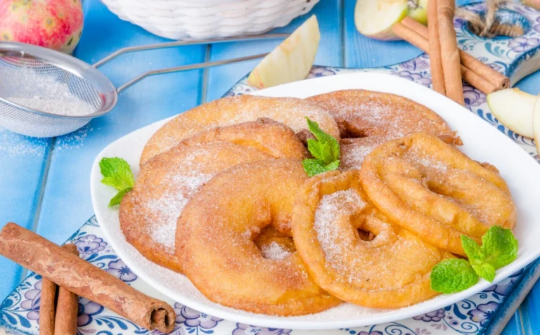 Crispy Fried Apple Rings with Cinnamon